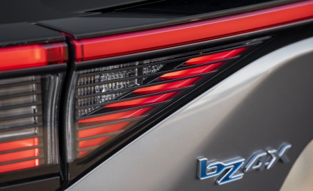 2023 Toyota bZ4X Limited AWD (Color: Heavy Metal) Tail Light Wallpapers 450x275 (173)