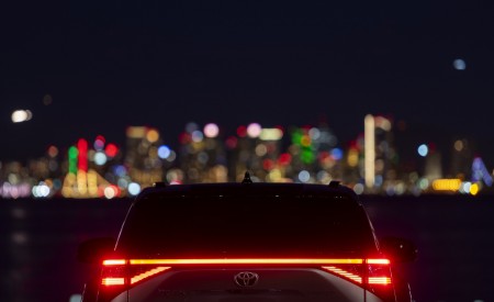 2023 Toyota bZ4X Limited AWD (Color: Heavy Metal) Tail Light Wallpapers 450x275 (146)