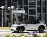 2023 Toyota bZ4X Limited FWD (Color: Elemental Silver Metallic) Front Three-Quarter Wallpapers 150x120 (58)