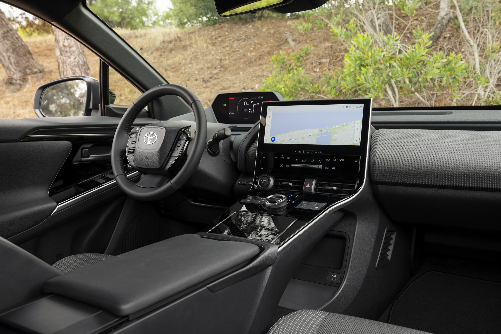 2023 Toyota bZ4X XLE FWD (Color: Wind Chill Pearl) Interior Wallpapers #91 of 107