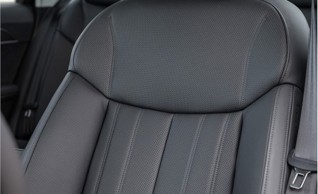 2022 Audi A8 (Color: Firmament Blue; US-Spec) Interior Front Seats Wallpapers 450x275 (72)