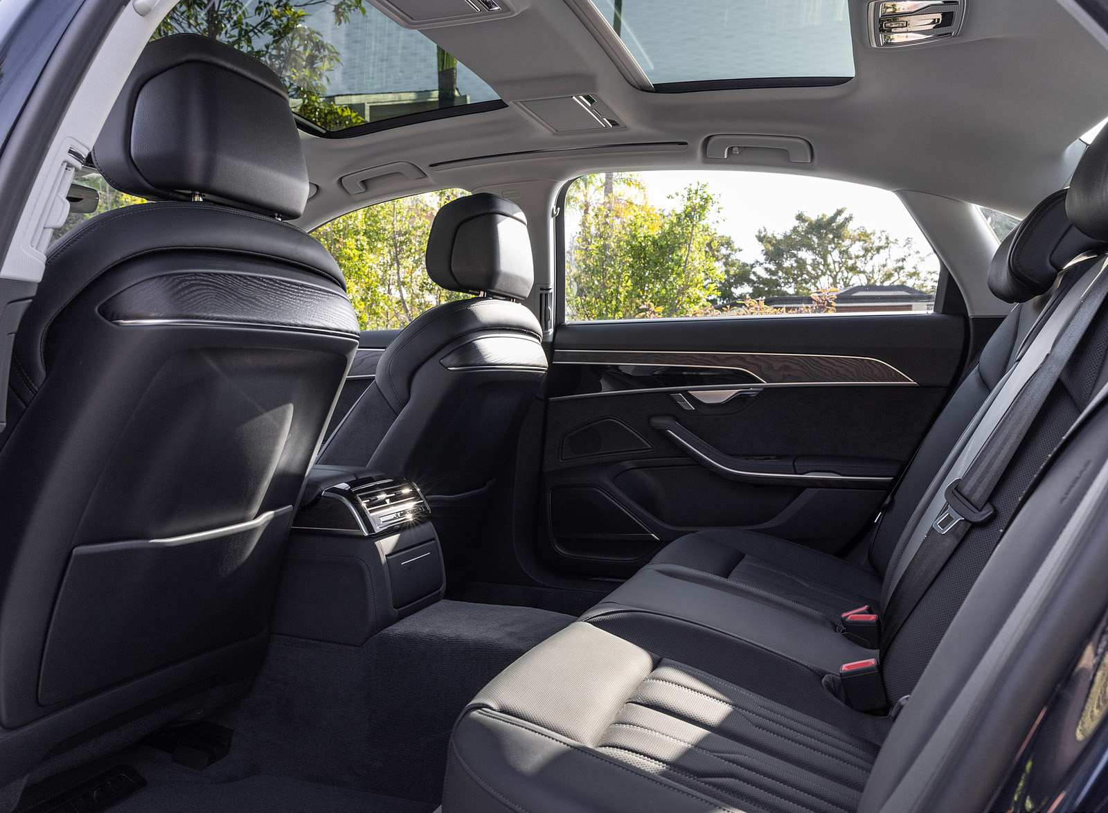 2022 Audi A8 (Color: Firmament Blue; US-Spec) Interior Rear Seats Wallpapers #75 of 75
