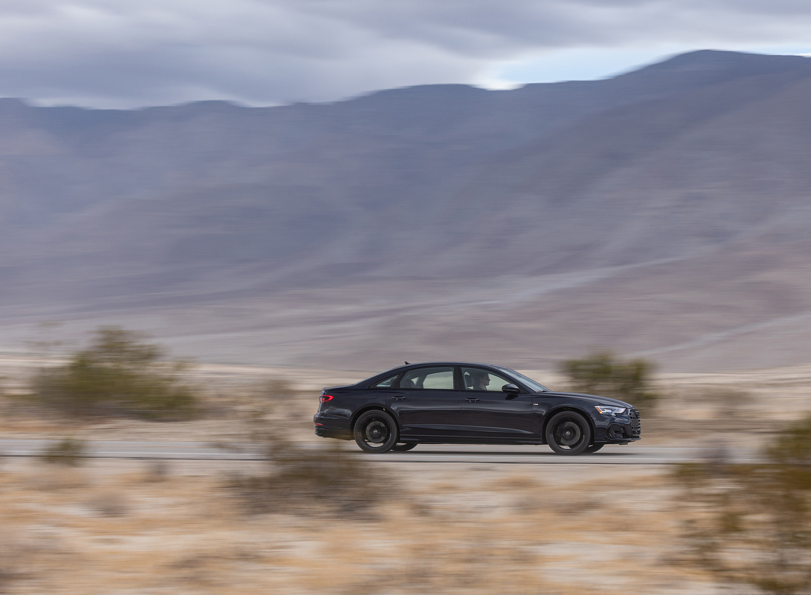 2022 Audi A8 (Color: Firmament Blue; US-Spec) Side Wallpapers (10)