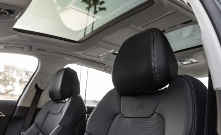 2022 Audi S8 (Color: Vesuvius Gray; US-Spec) Interior Front Seats Wallpapers 450x275 (77)