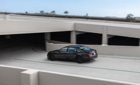 2022 Audi S8 (Color: Vesuvius Gray; US-Spec) Side Wallpapers 450x275 (17)