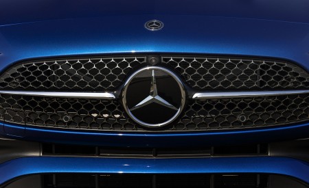 2022 Mercedes-Benz C-Class (US-Spec) Grille Wallpapers 450x275 (51)