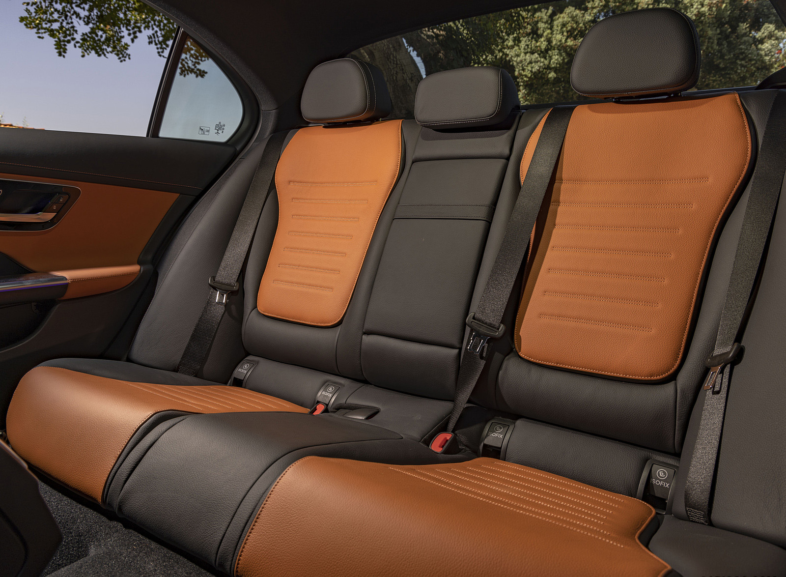 2022 Mercedes-Benz C-Class (US-Spec) Interior Rear Seats Wallpapers #84 of 109