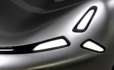2022 Mercedes-Benz Vision AMG Concept Headlight Wallpapers 450x275 (33)