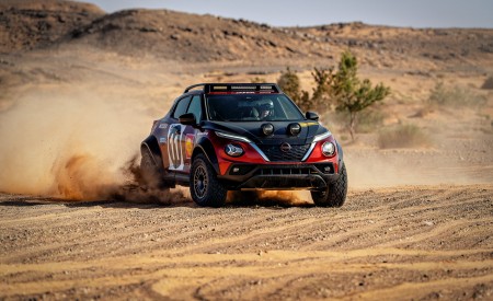2022 Nissan Juke Hybrid Rally Tribute Concept Off-Road Wallpapers  450x275 (10)