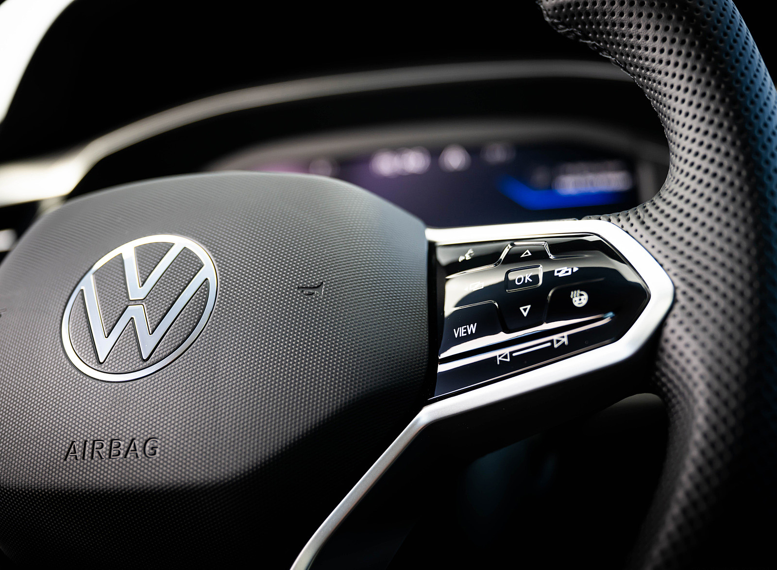 2022 Volkswagen Arteon Interior Steering Wheel Wallpapers #41 of 52