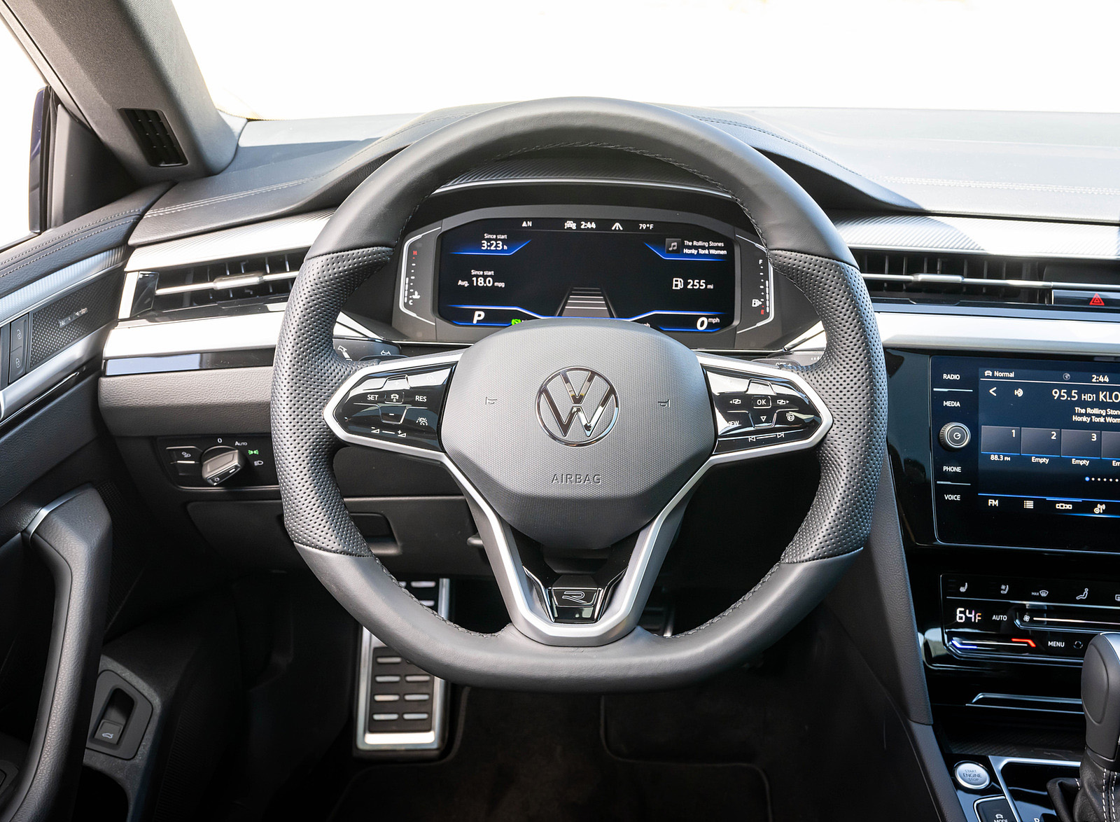 2022 Volkswagen Arteon Interior Steering Wheel Wallpapers #40 of 52