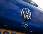2022 Volkswagen Golf R Estate (UK-Spec) Badge Wallpapers 150x120 (29)