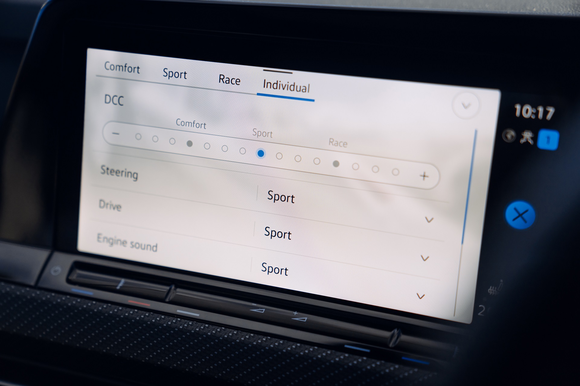 2022 Volkswagen Golf R Estate (UK-Spec) Central Console Wallpapers #36 of 38