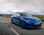 2022 Volkswagen Golf R Estate (UK-Spec) Front Three-Quarter Wallpapers 150x120