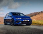 2022 Volkswagen Golf R Estate (UK-Spec) Front Three-Quarter Wallpapers 150x120