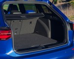 2022 Volkswagen Golf R Estate (UK-Spec) Trunk Wallpapers 150x120 (38)