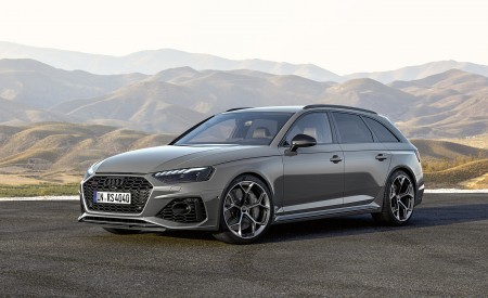 2023 Audi RS 4 Avant Competition Plus (Color: Nardo Grey) Front Three-Quarter Wallpapers 450x275 (13)