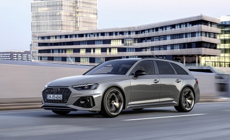 2023 Audi RS 4 Avant Competition Plus (Color: Nardo Grey) Front Three-Quarter Wallpapers 450x275 (6)