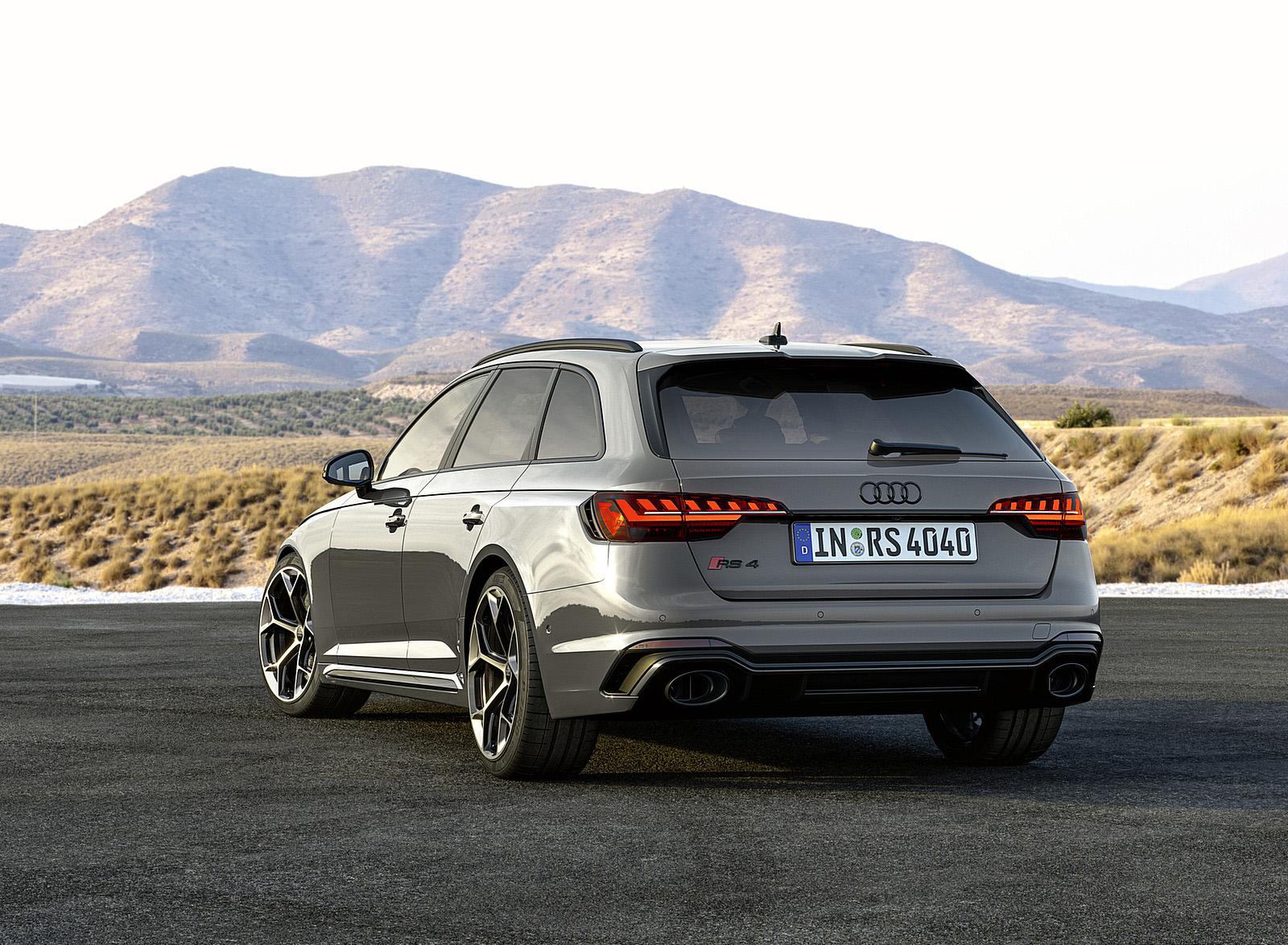 2023 Audi RS 4 Avant Competition Plus (Color: Nardo Grey) Rear Wallpapers #18 of 48