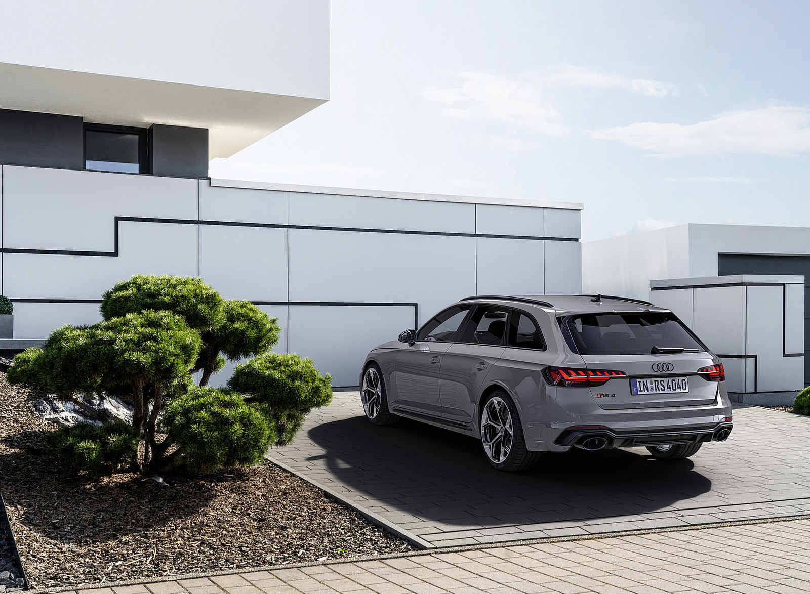 2023 Audi RS 4 Avant Competition Plus (Color: Nardo Grey) Rear Wallpapers #9 of 48