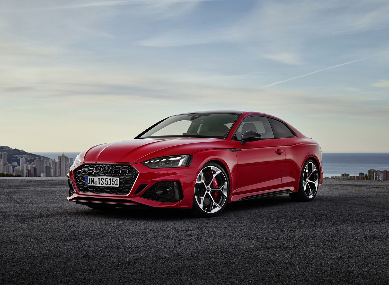 2023 Audi RS 5 Coupé Competition Plus (Color: Tango Red) Front Three-Quarter Wallpapers #28 of 106
