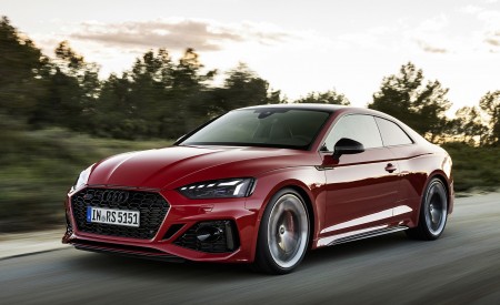2023 Audi RS 5 Coupé Competition Plus (Color: Tango Red) Front Three-Quarter Wallpapers 450x275 (3)
