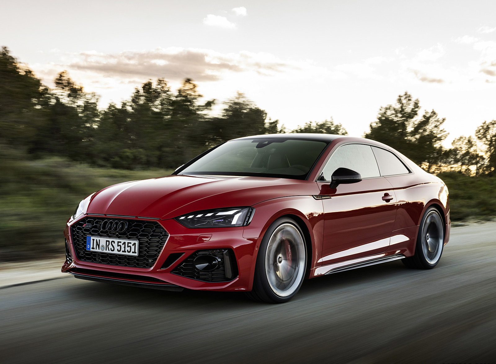 2023 Audi RS 5 Coupé Competition Plus (Color: Tango Red) Front Three-Quarter Wallpapers (3)