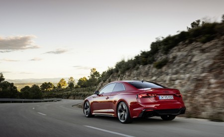 2023 Audi RS 5 Coupé Competition Plus (Color: Tango Red) Rear Three-Quarter Wallpapers 450x275 (15)