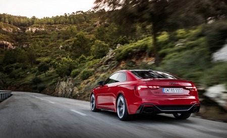 2023 Audi RS 5 Coupé Competition Plus (Color: Tango Red) Rear Three-Quarter Wallpapers 450x275 (22)