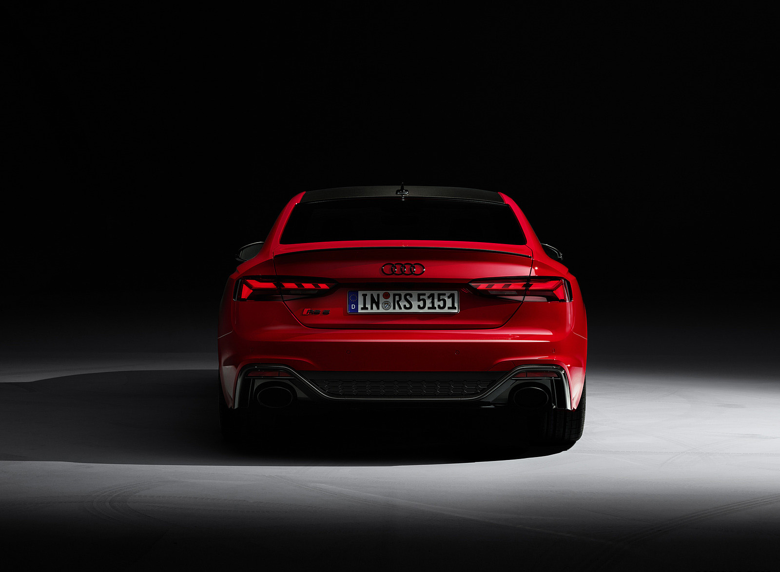 2023 Audi RS 5 Coupé Competition Plus (Color: Tango Red) Rear Wallpapers #65 of 106