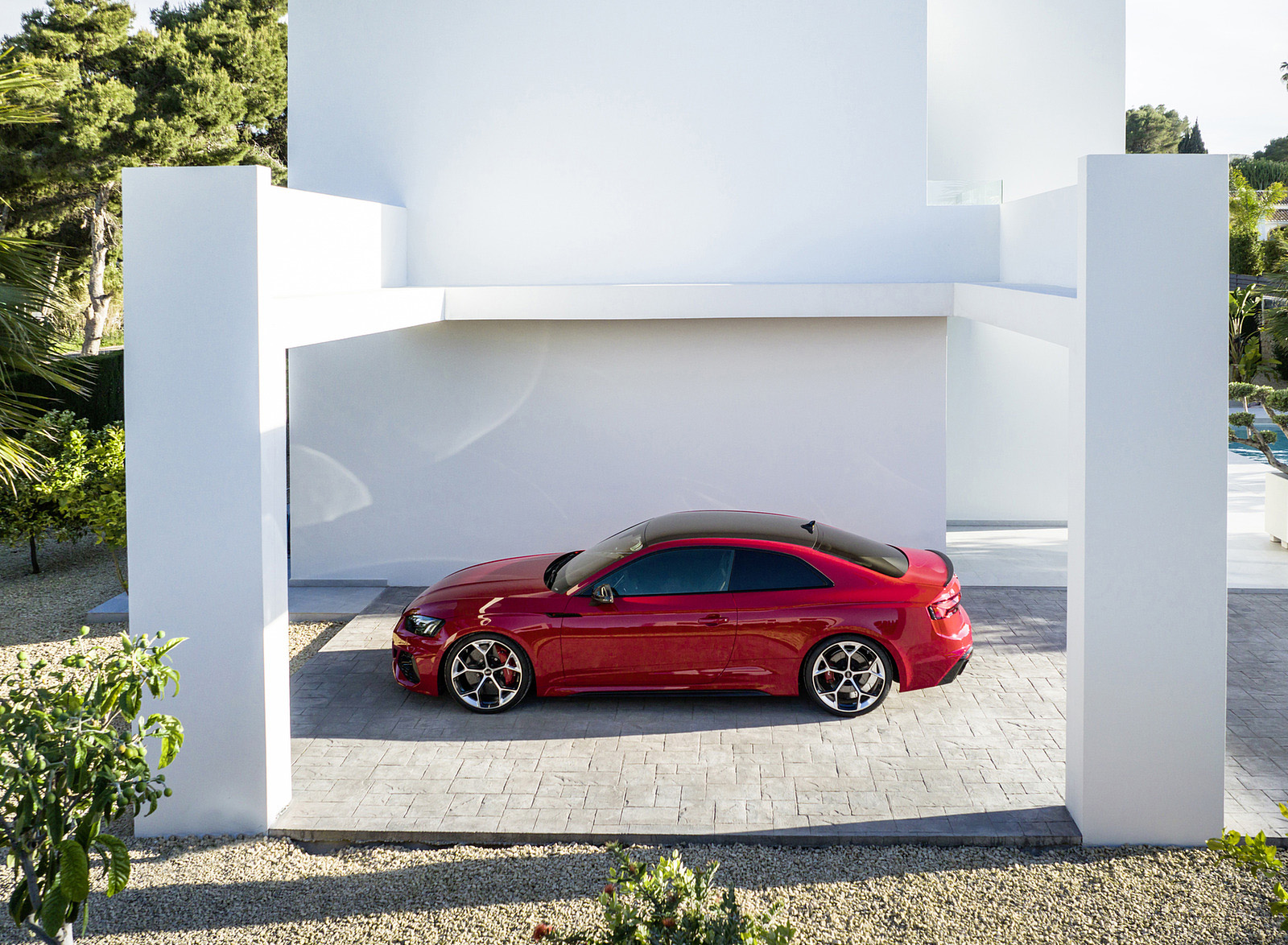 2023 Audi RS 5 Coupé Competition Plus (Color: Tango Red) Side Wallpapers #54 of 106
