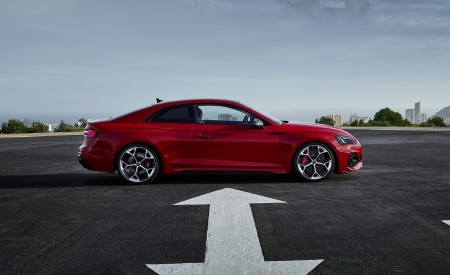 2023 Audi RS 5 Coupé Competition Plus (Color: Tango Red) Side Wallpapers 450x275 (41)