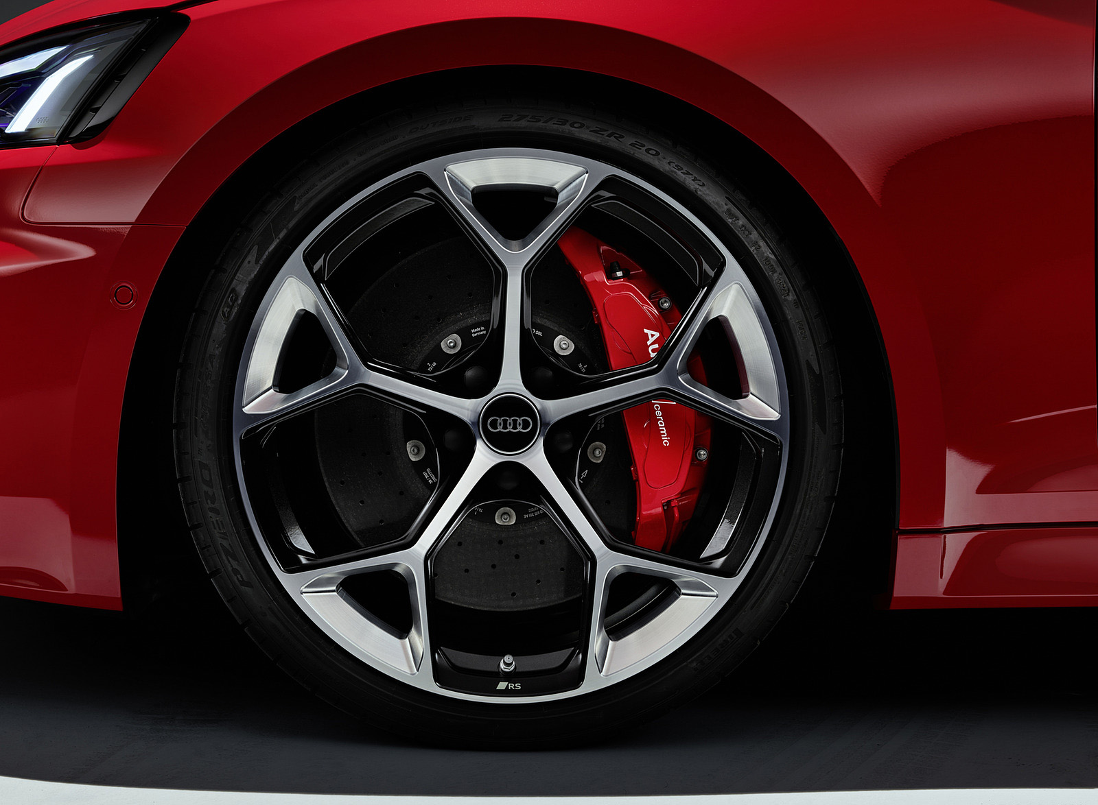 2023 Audi RS 5 Coupé Competition Plus (Color: Tango Red) Wheel Wallpapers #71 of 106