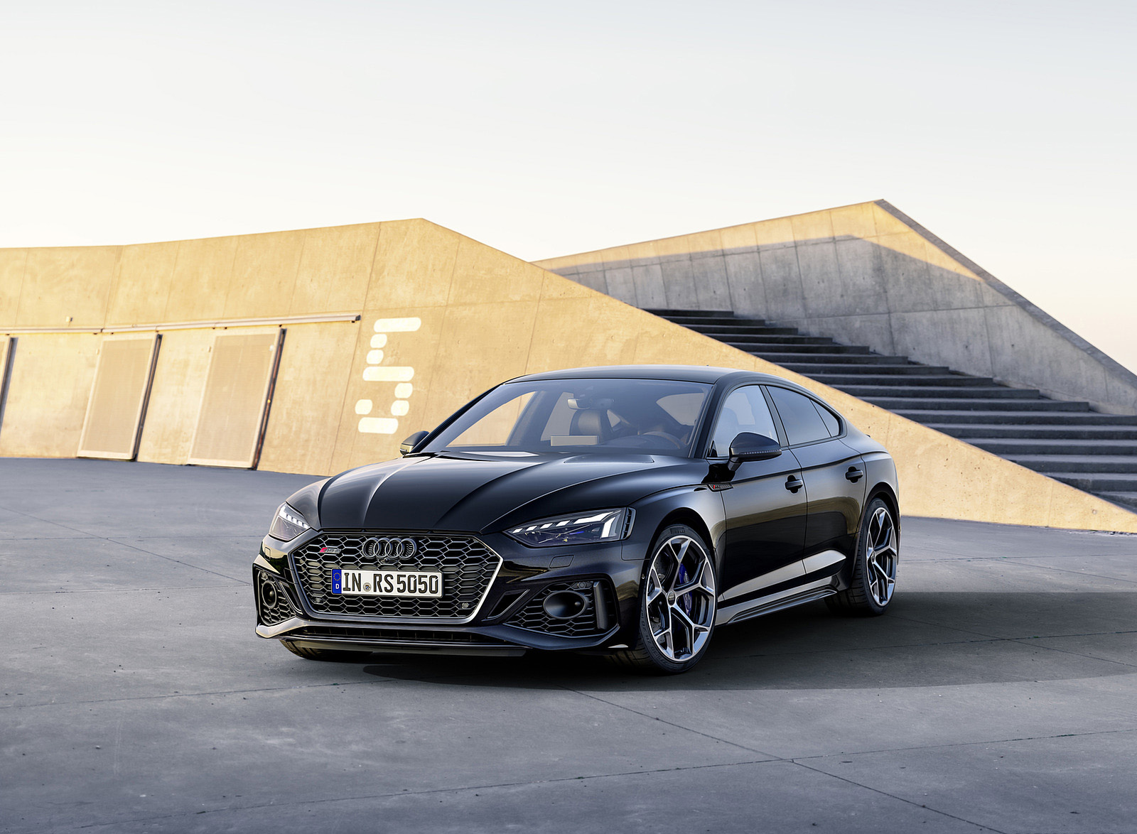 2023 Audi RS 5 Sportback Competition Plus (Color: Sebring Black) Front Three-Quarter Wallpapers (8)