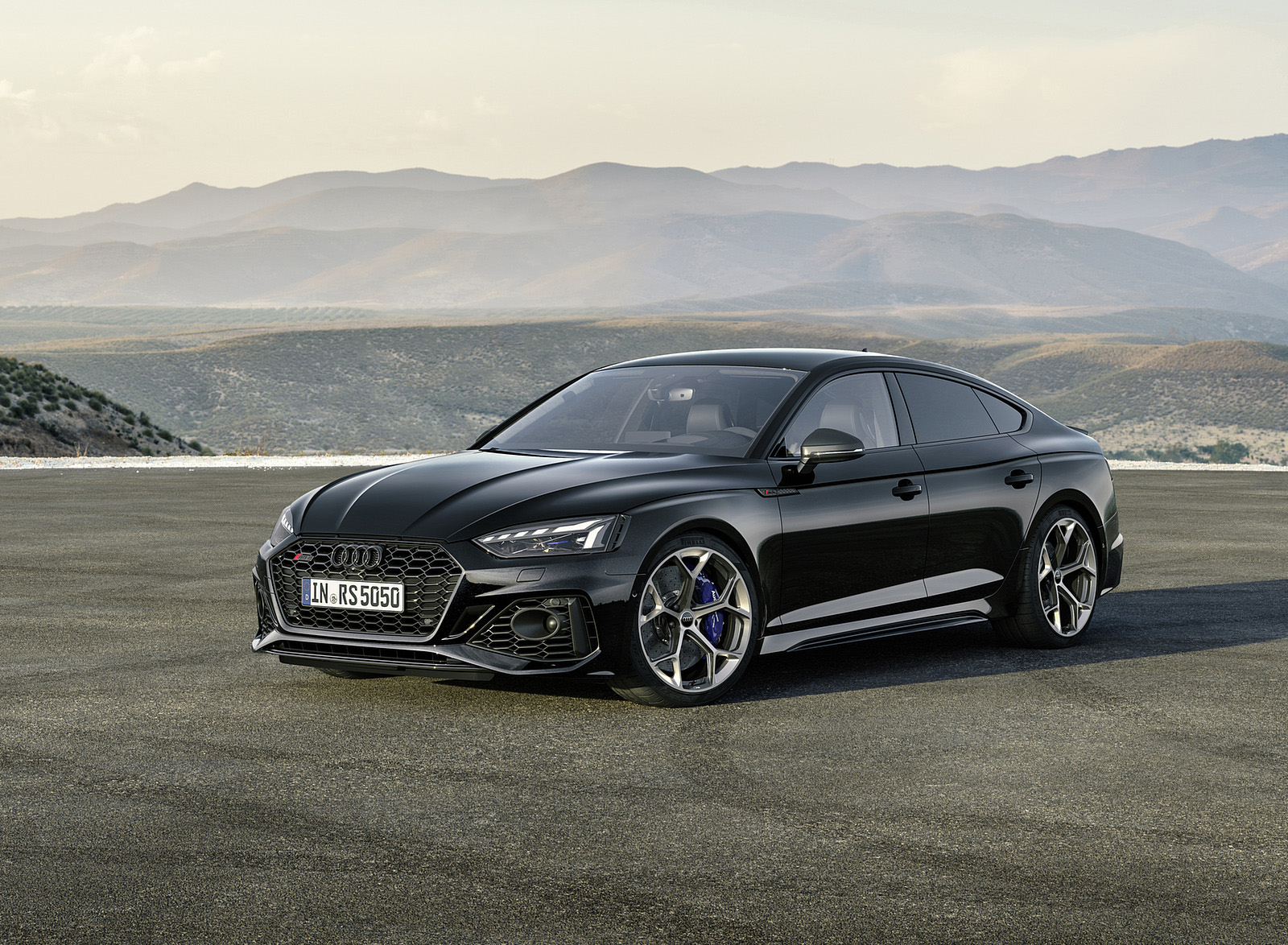 2023 Audi RS 5 Sportback Competition Plus (Color: Sebring Black) Front Three-Quarter Wallpapers #16 of 42