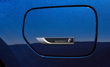 2023 BMW 3 Series Touring Detail Wallpapers 450x275 (26)