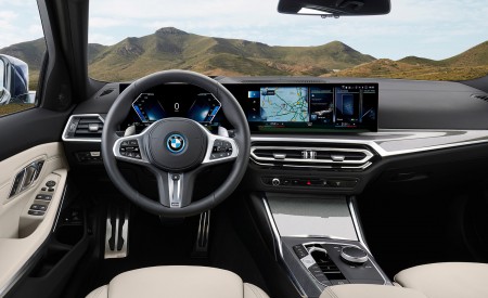 2023 BMW 3 Series Touring Interior Cockpit Wallpapers 450x275 (29)