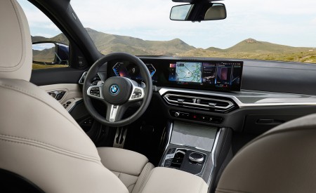 2023 BMW 3 Series Touring Interior Wallpapers 450x275 (27)