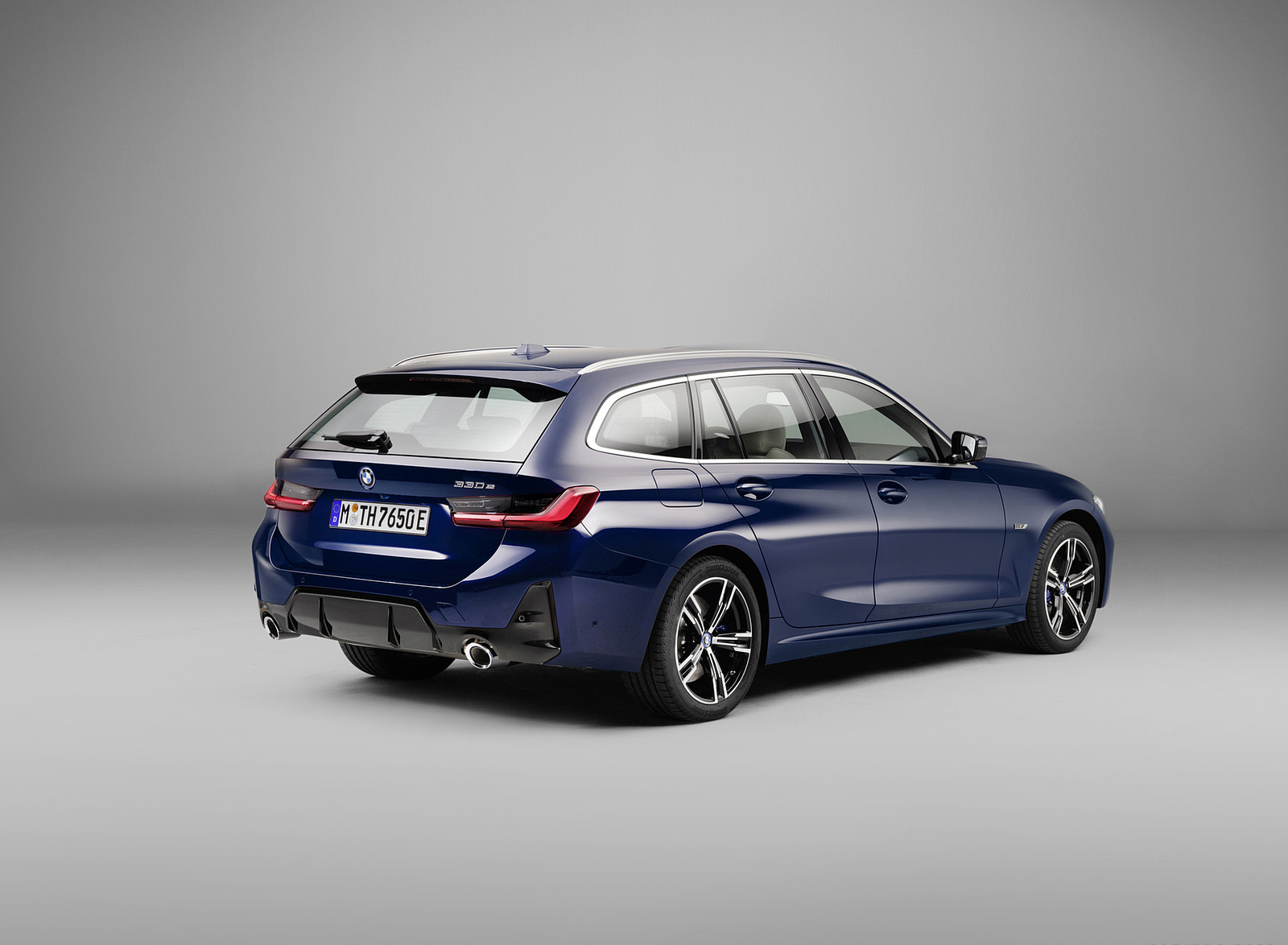 2023 BMW 3 Series Touring Rear Three-Quarter Wallpapers #38 of 38