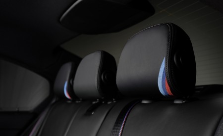 2023 BMW M3 50 Jahre BMW M Interior Rear Seats Wallpapers 450x275 (19)