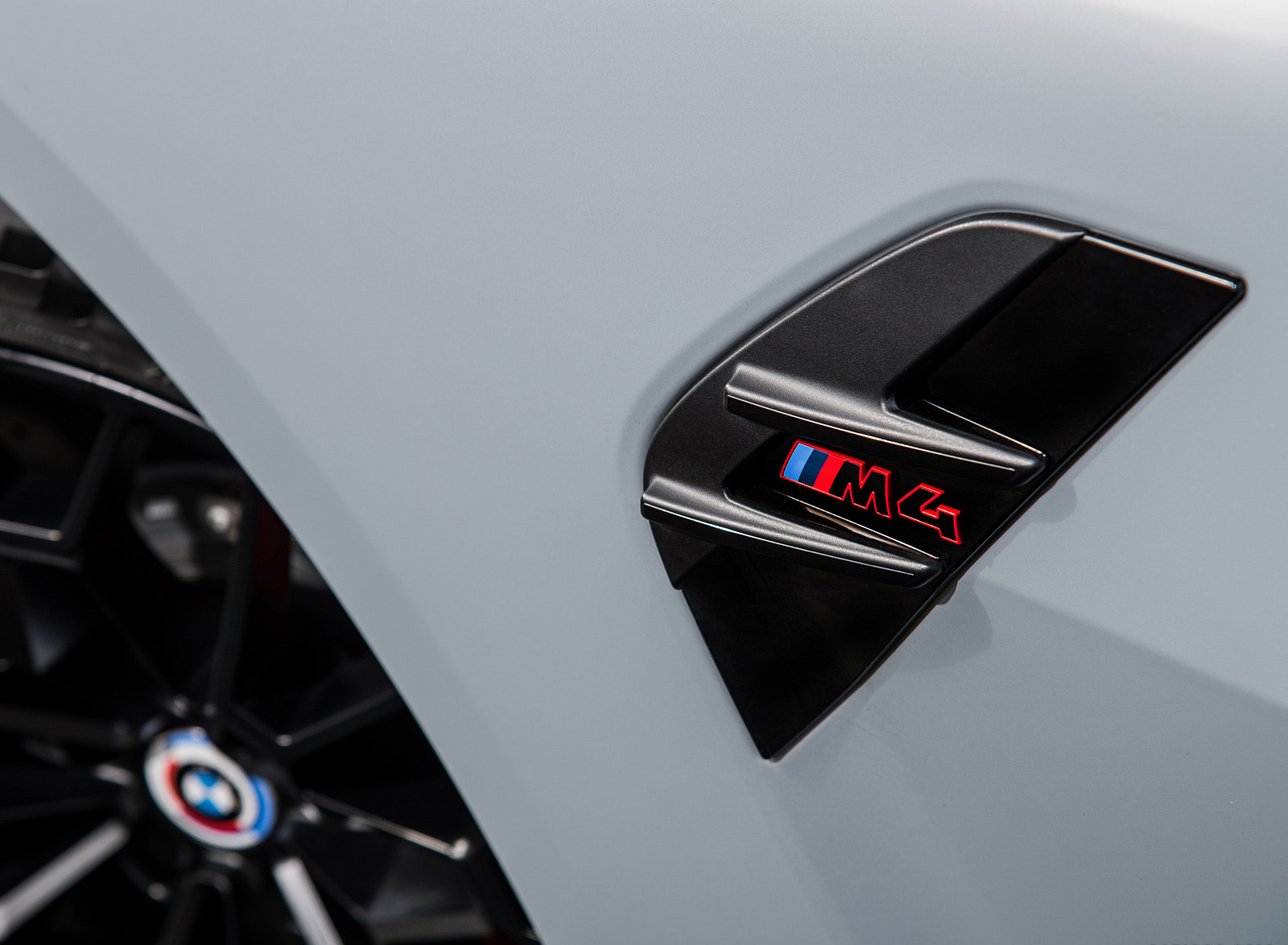 2023 BMW M4 CSL Badge Wallpapers #94 of 139