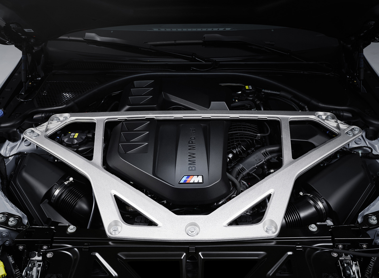 2023 BMW M4 CSL Engine Wallpapers #130 of 139