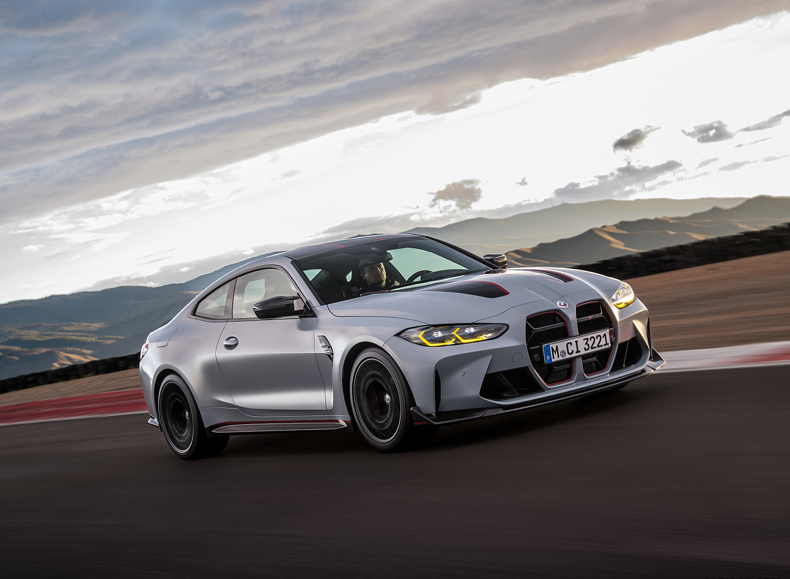 2023 BMW M4 CSL Front Three-Quarter Wallpapers #27 of 139