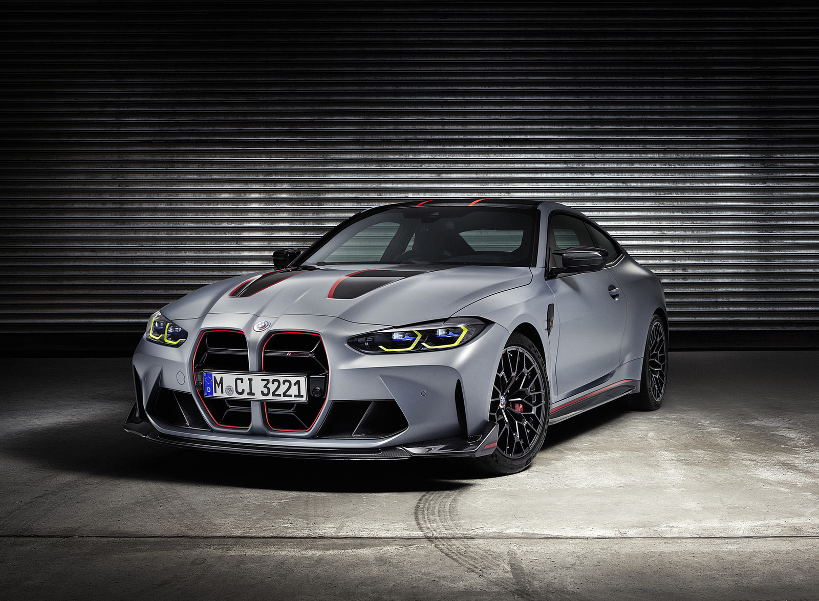 2023 BMW M4 CSL Front Three-Quarter Wallpapers #112 of 139