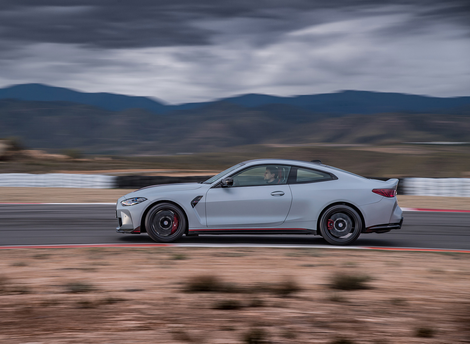 BMW m4 CSL 2022
