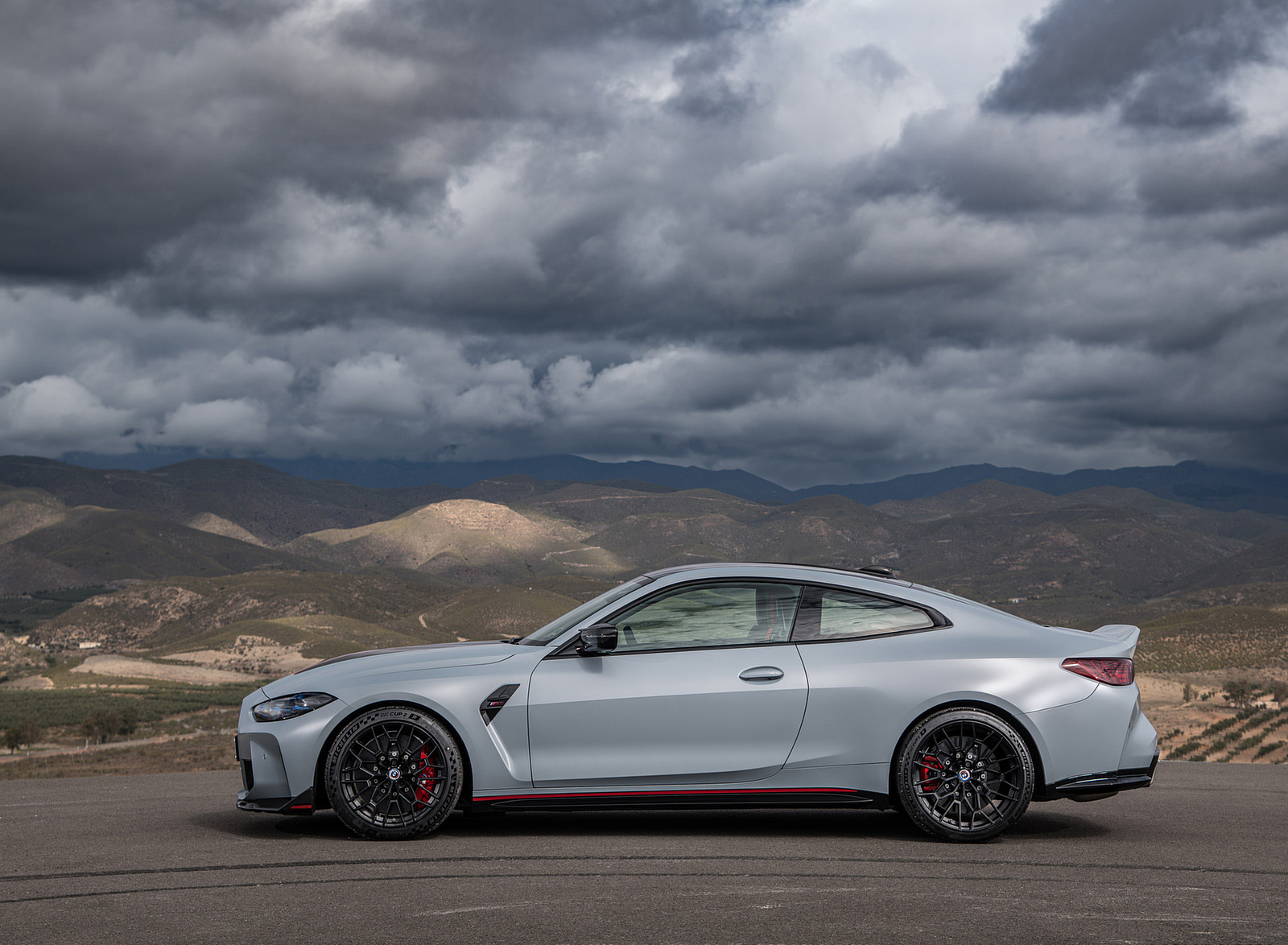 BMW m2 CSL