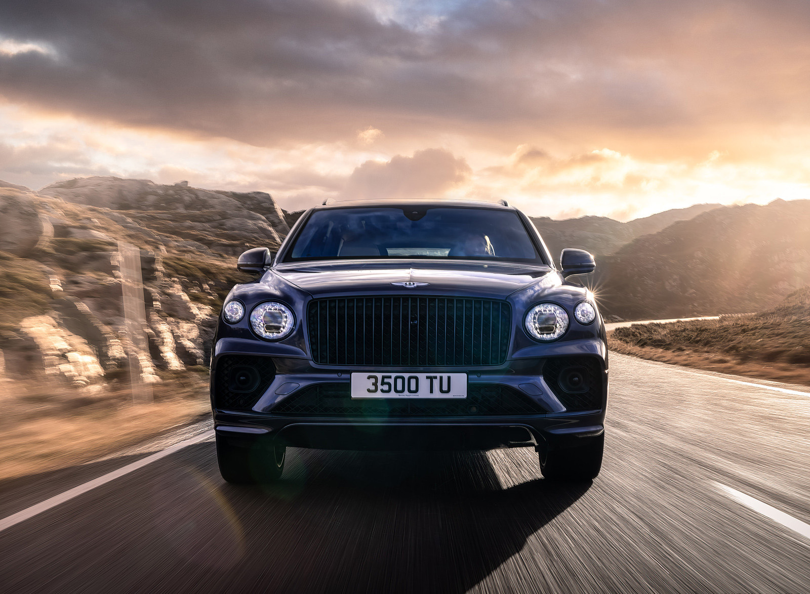 2023 Bentley Bentayga Extended Wheelbase Front Wallpapers (4)