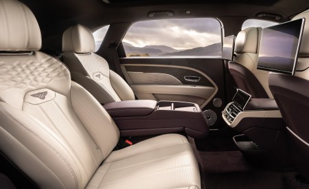 2023 Bentley Bentayga Extended Wheelbase Interior Rear Seats Wallpapers 450x275 (23)