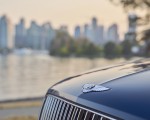 2023 Bentley Bentayga Extended Wheelbase Timeless (Color: Marlin) Badge Wallpapers 150x120 (62)