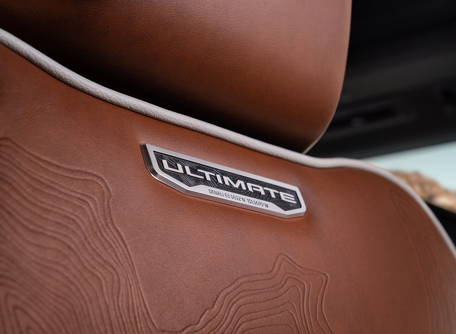 2023 GMC Yukon Denali Ultimate Interior Seats Wallpapers #10 of 13